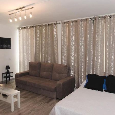 Estudio En Plaza Vara Del Rey Madrid Luaran gambar